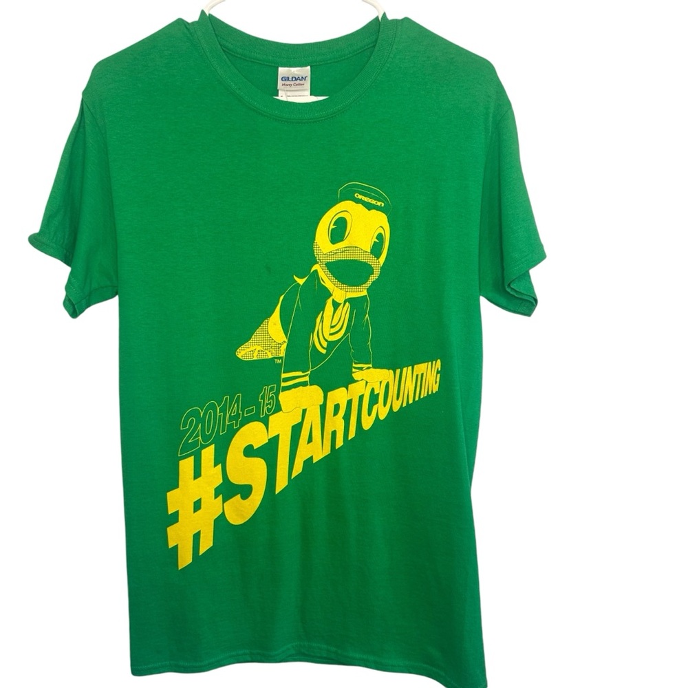 NWT University of Oregon Ducks SMALL Classic Green w/Yellow T Vintage 2014-2015